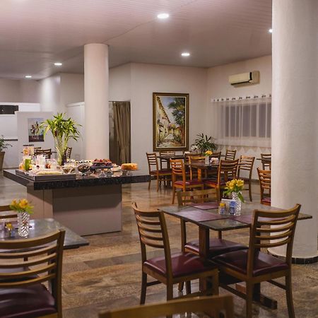 Hotel Dan Inn Barretos By Nacional Inn Zewnętrze zdjęcie