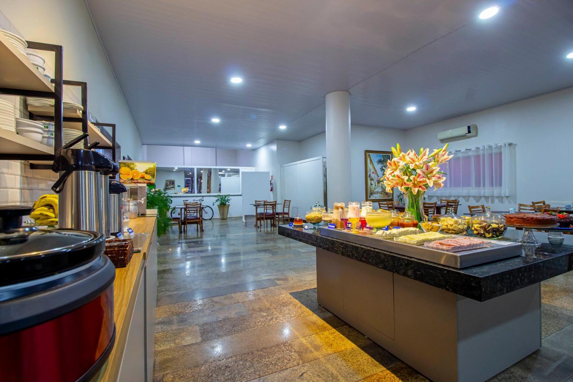 Hotel Dan Inn Barretos By Nacional Inn Zewnętrze zdjęcie