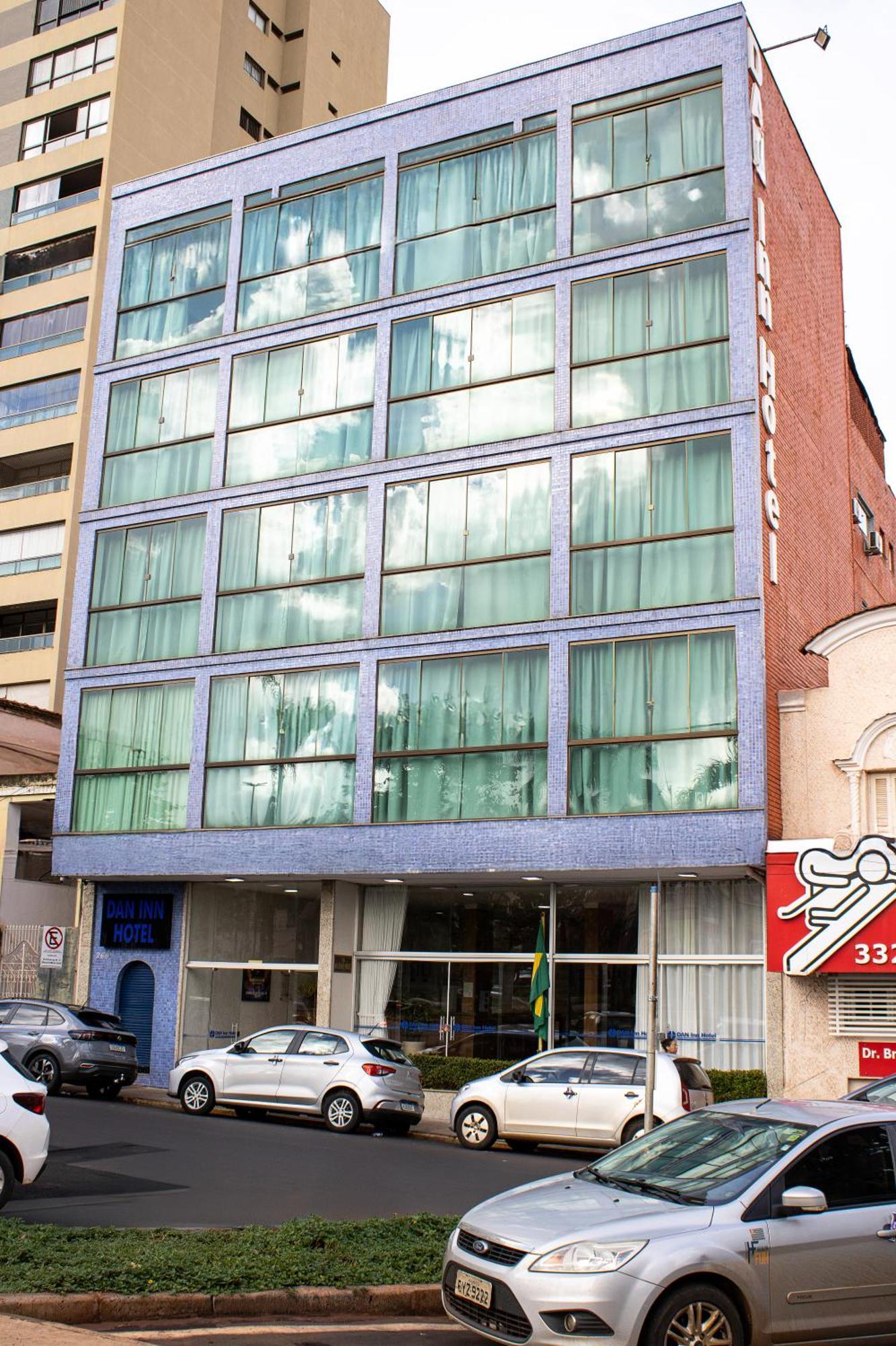 Hotel Dan Inn Barretos By Nacional Inn Zewnętrze zdjęcie