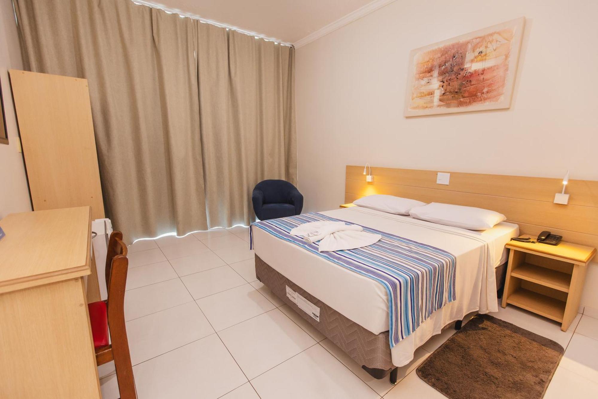 Hotel Dan Inn Barretos By Nacional Inn Zewnętrze zdjęcie